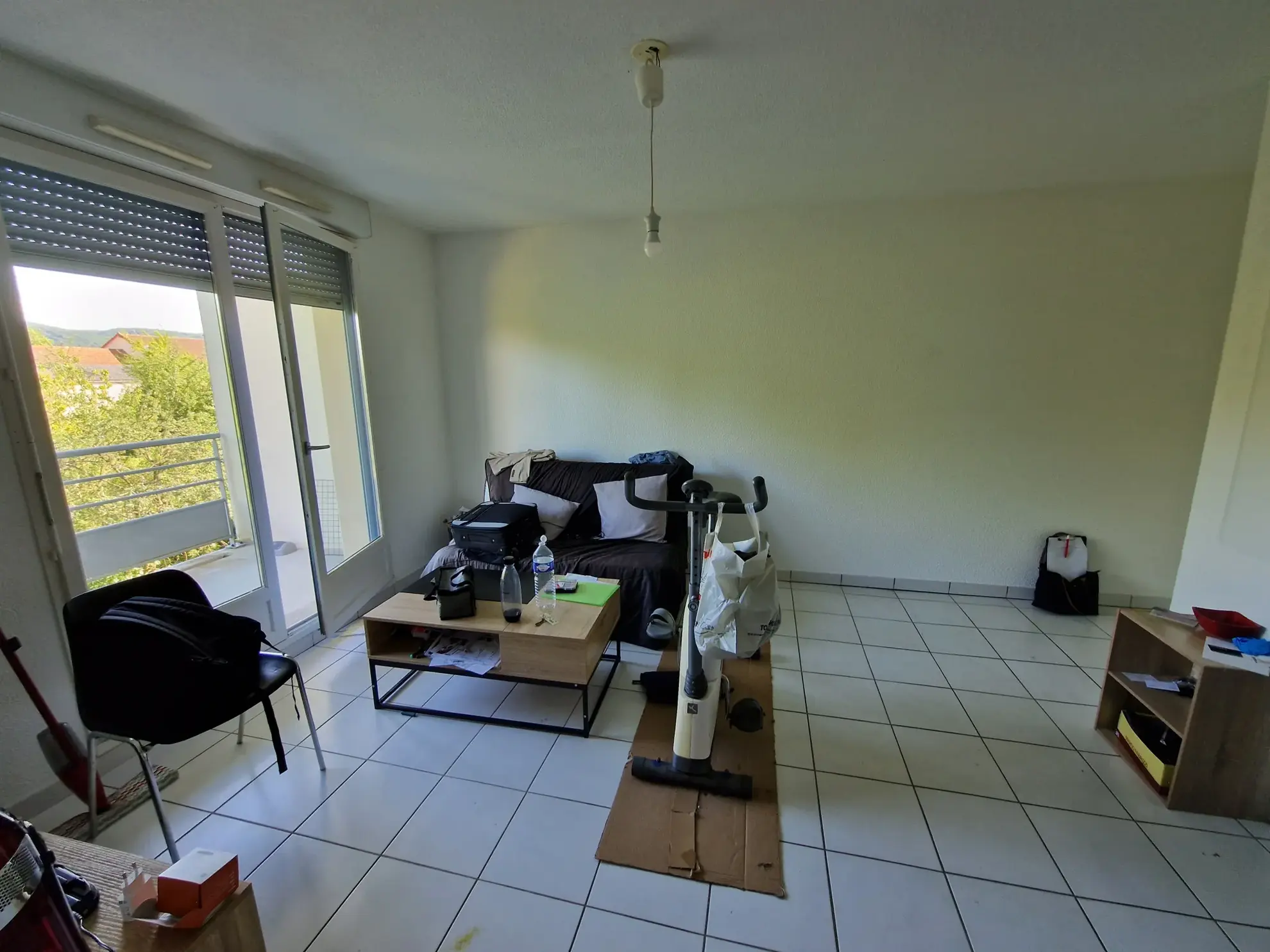 Appartement 2 pièces avec balcon et parking sécurisé à Autun 