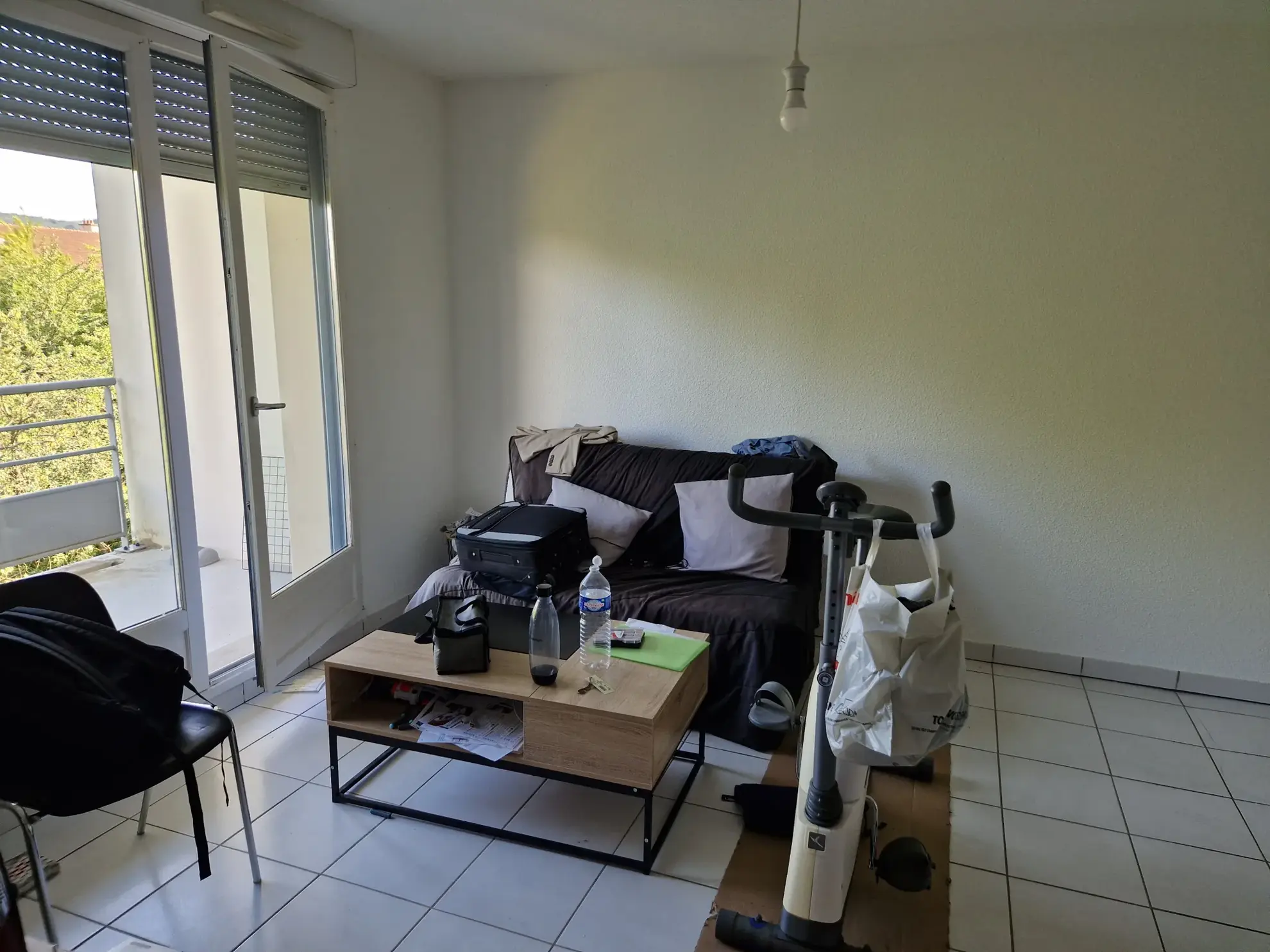Appartement 2 pièces avec balcon et parking sécurisé à Autun 