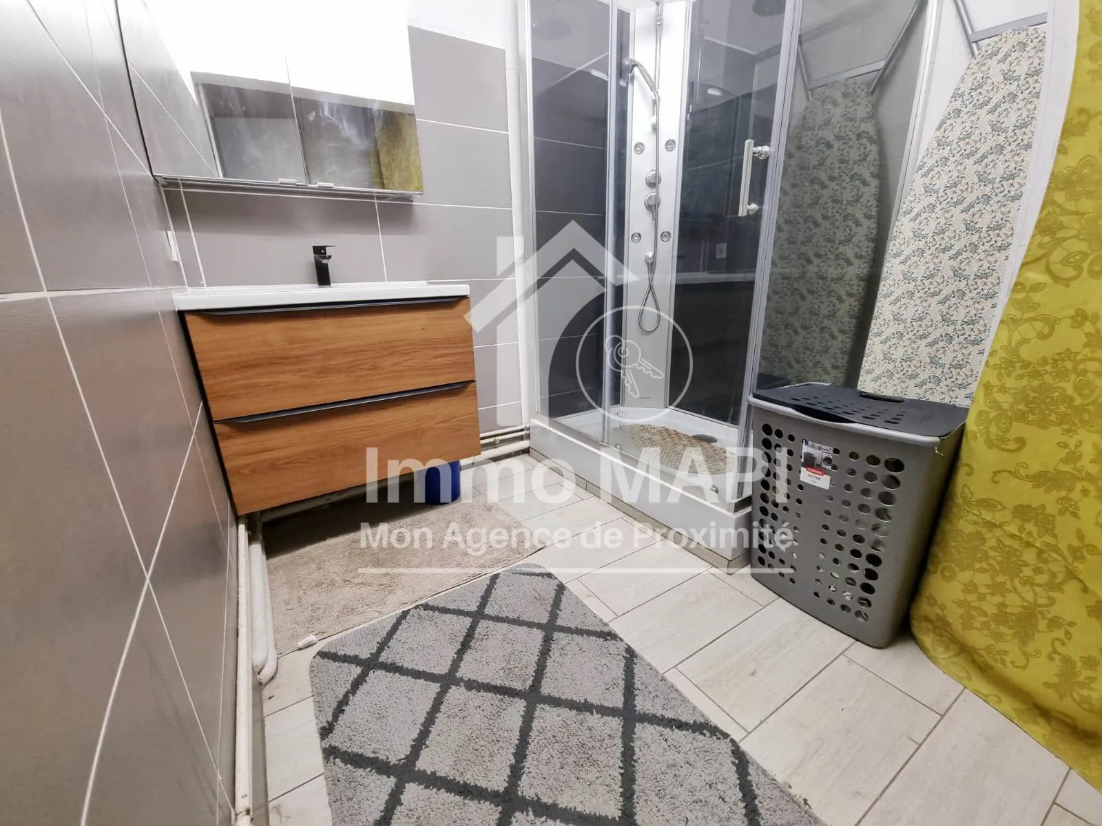 Appartement T3 lumineux de 84 m² avec parking et double balcon à Lattes 