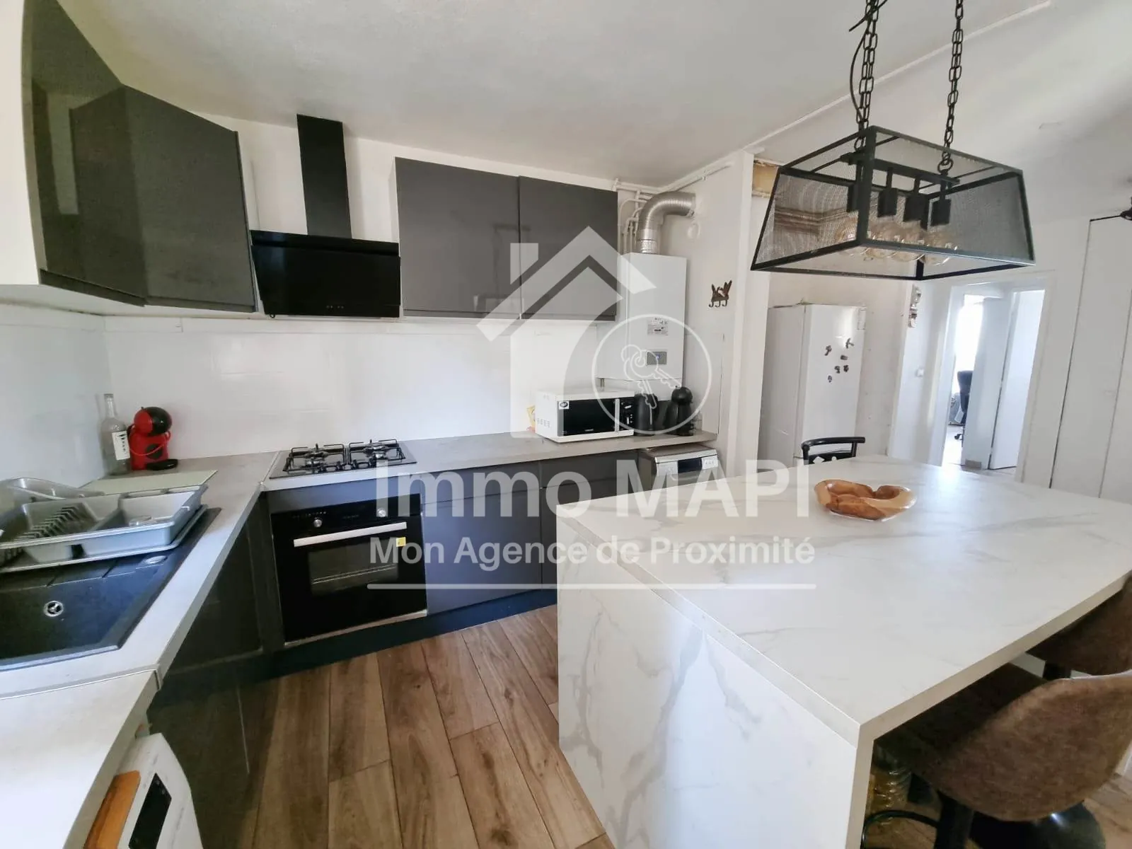Appartement T3 lumineux de 84 m² avec parking et double balcon à Lattes 