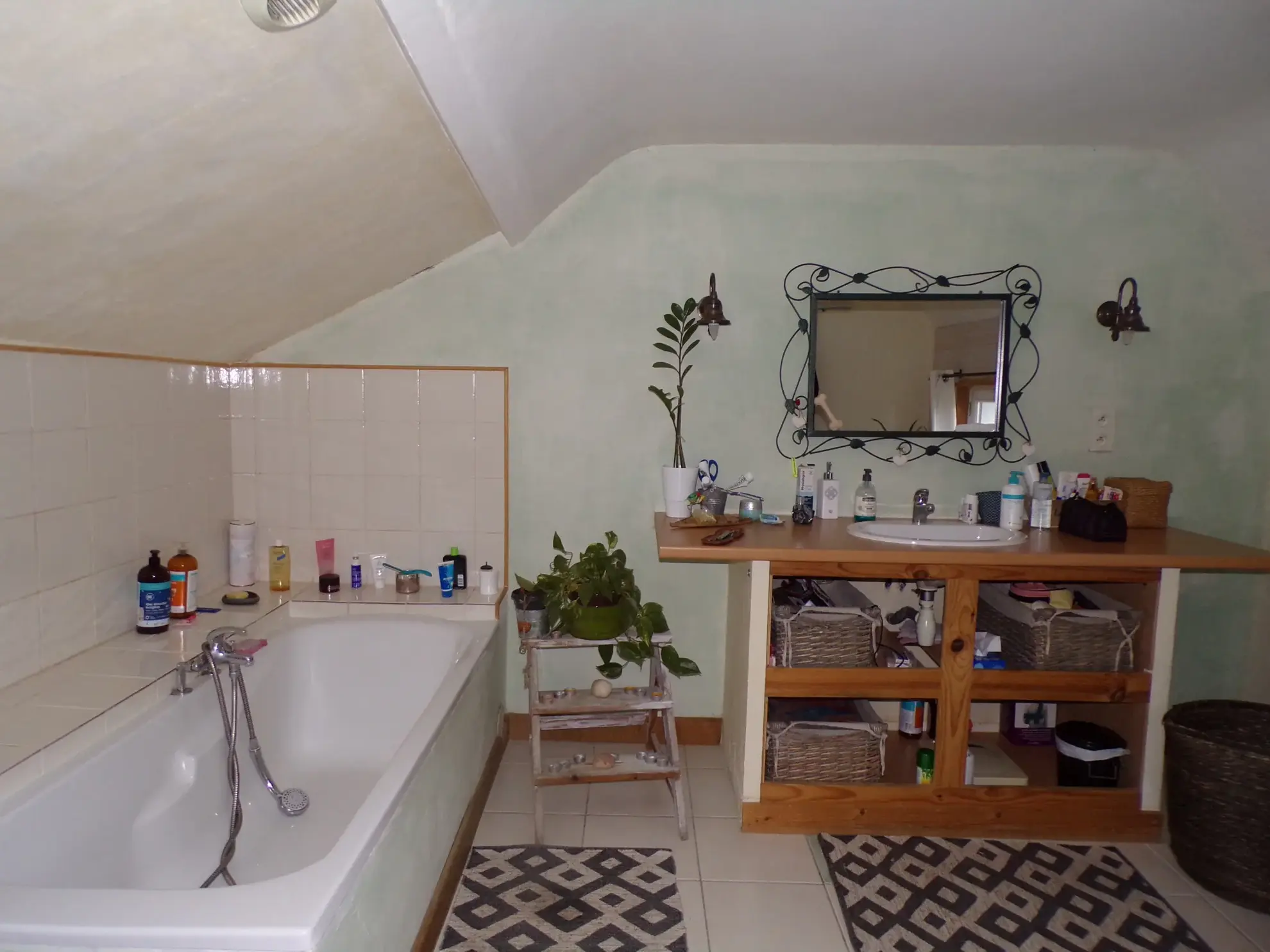 Belle maison de ville à Sablé-sur-Sarthe avec terrasse et vue sur le château 