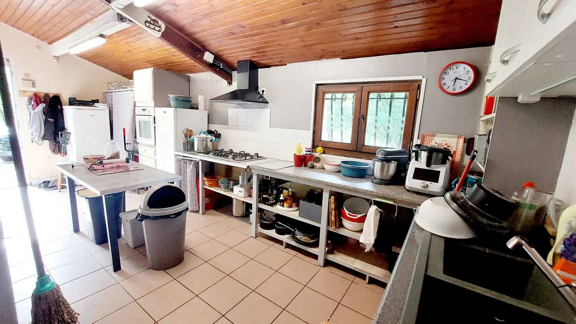 Maison de plain-pied de 120 m² avec piscine sur 2,5 ha à La Réole 