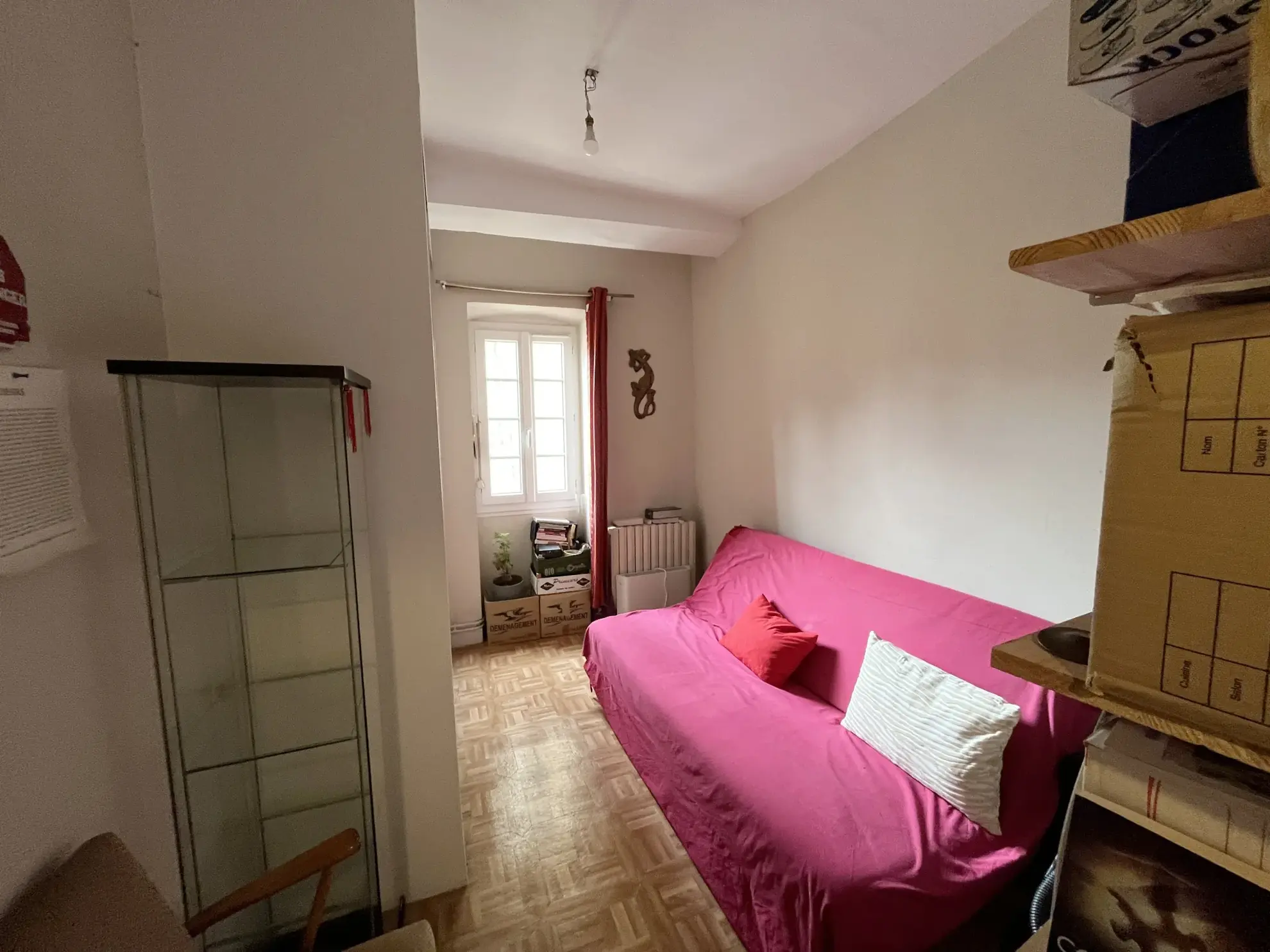 Maison de 130 m² à Sommières avec 4 chambres et vue sur les toits 