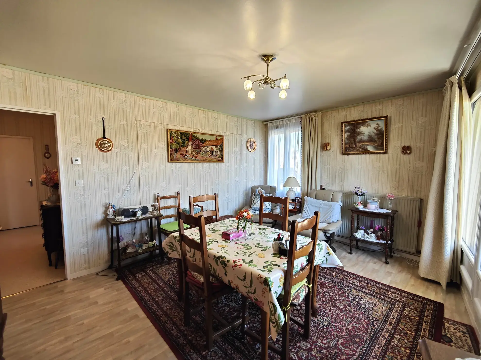 Vente d'un appartement lumineux de 3 pièces avec loggia à Migennes 