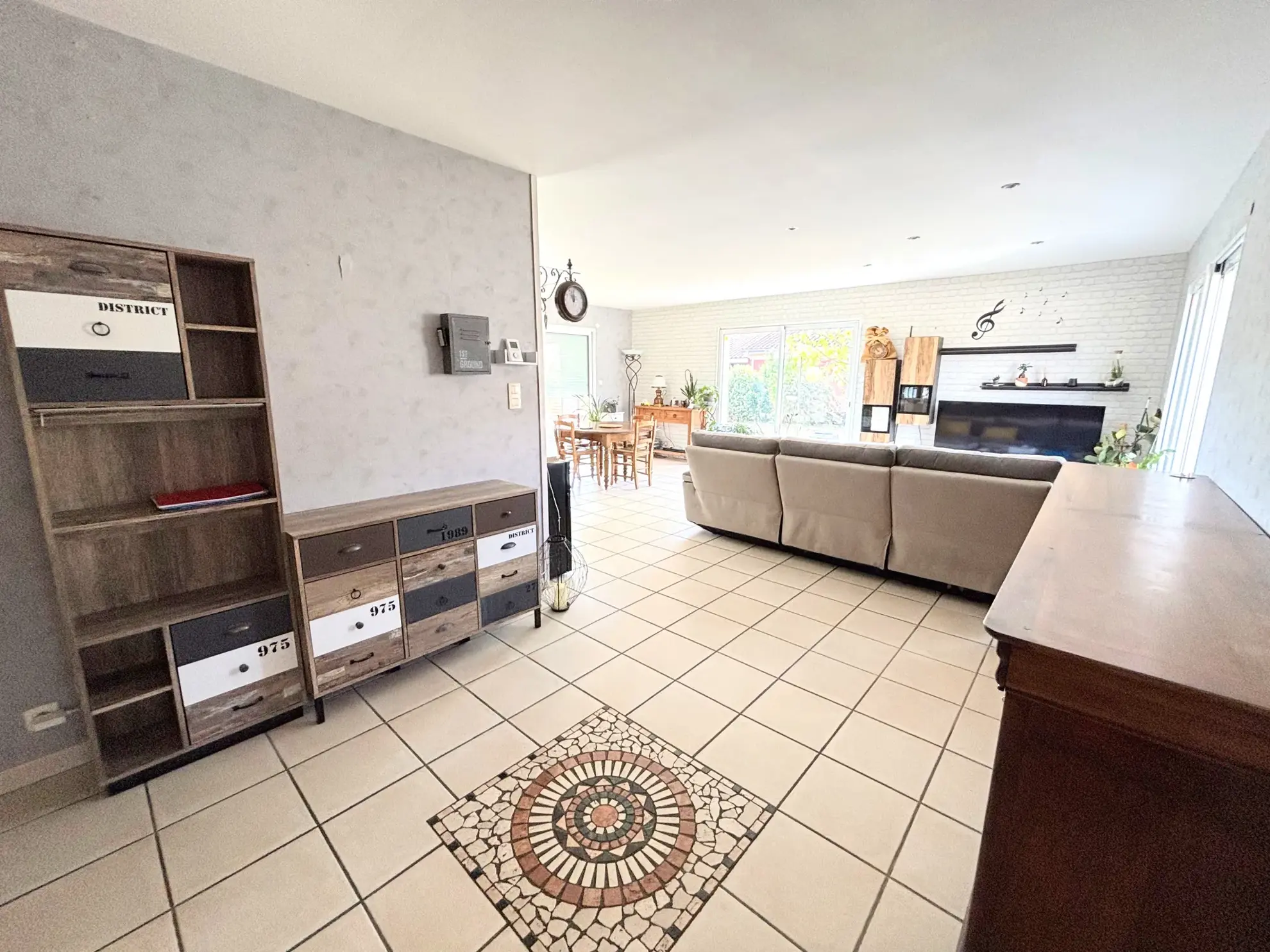 Maison 4 chambres avec grand terrain à Andrézieux-Bouthéon - 109 m² 