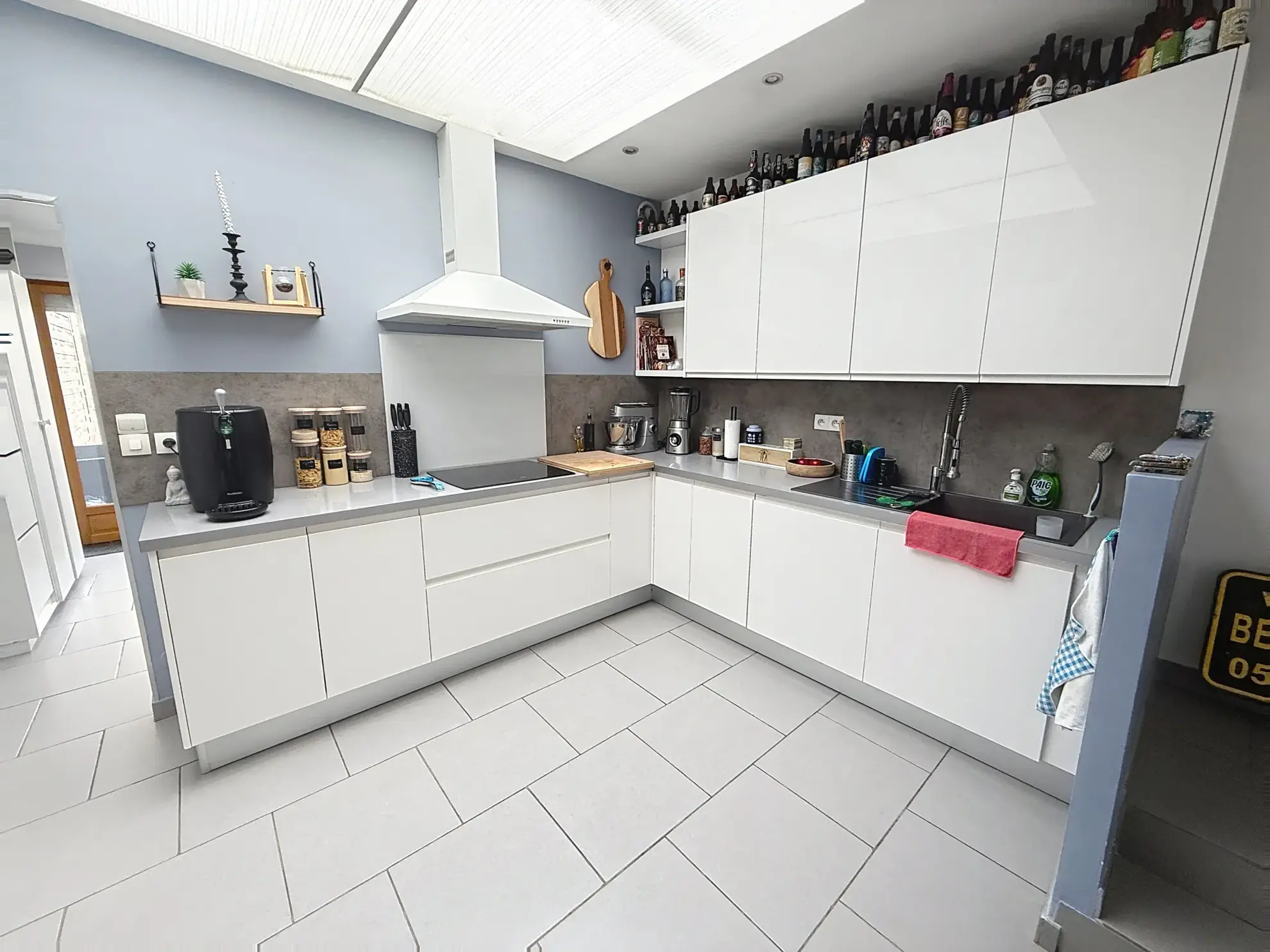 Maison rénovée de 92 m² à Tourcoing près de Neuville-en-Ferrain 