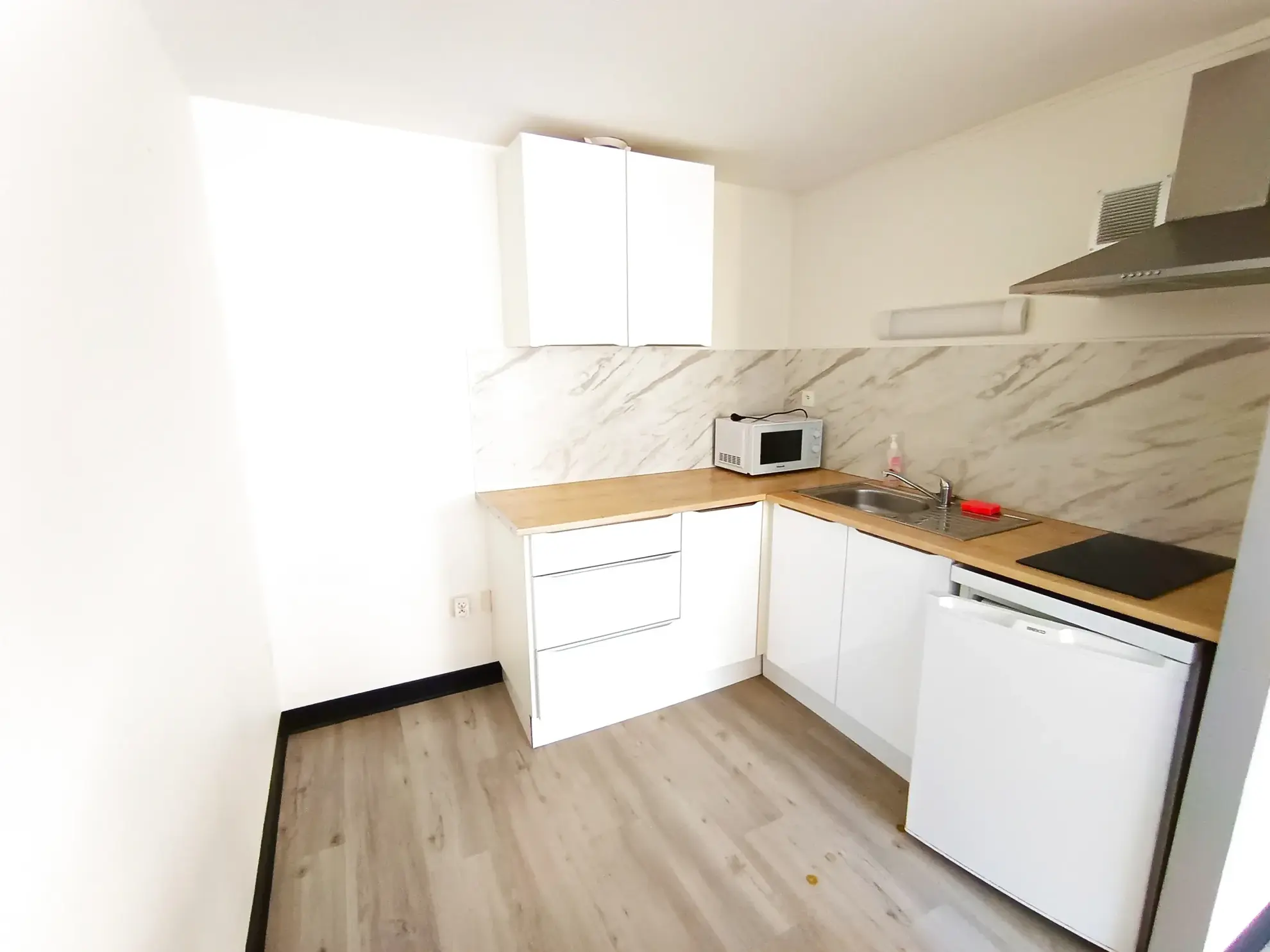 Appartement T1 rénové de 36 m² avec garage à Rodez pour résidence ou location