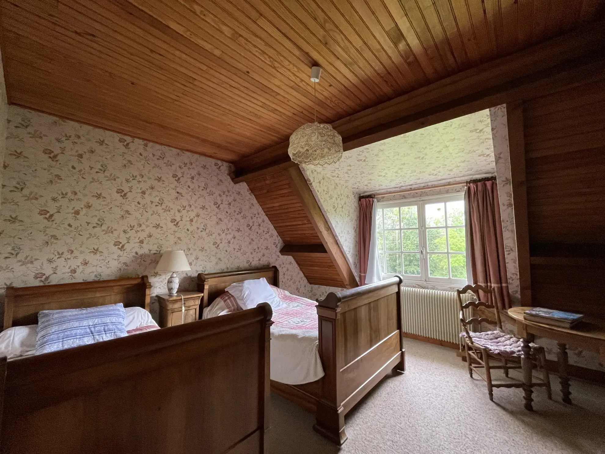 Maison spacieuse à Premery avec grands terrains et environnement paisible 