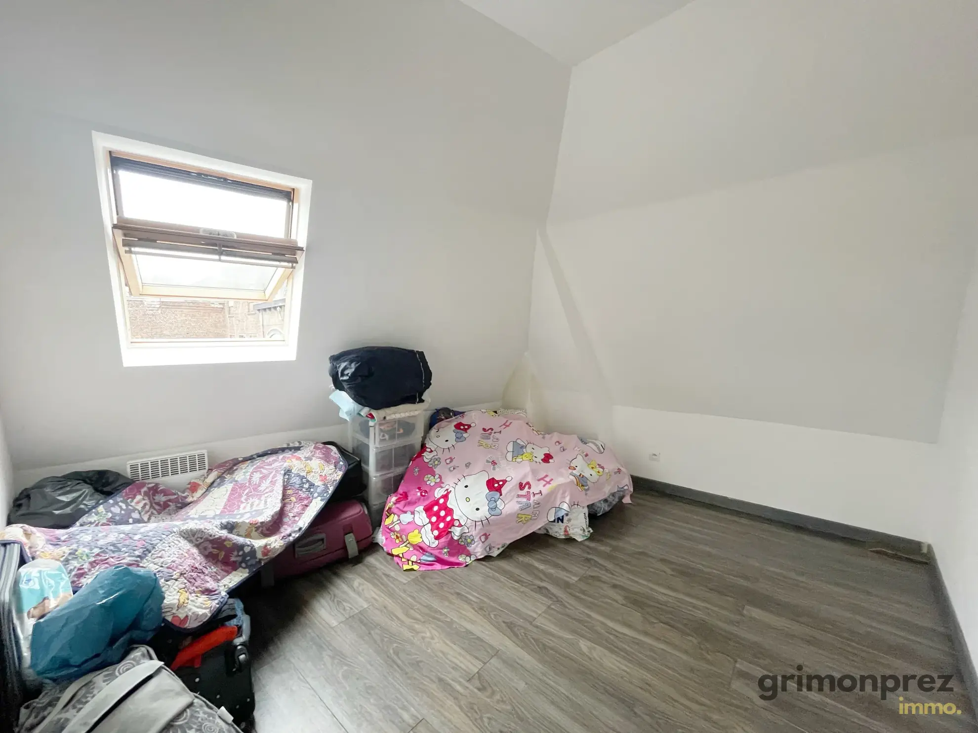 Maison à vendre de 75 m² à Roubaix, 1 chambre et 2 bureaux, secteur calme 