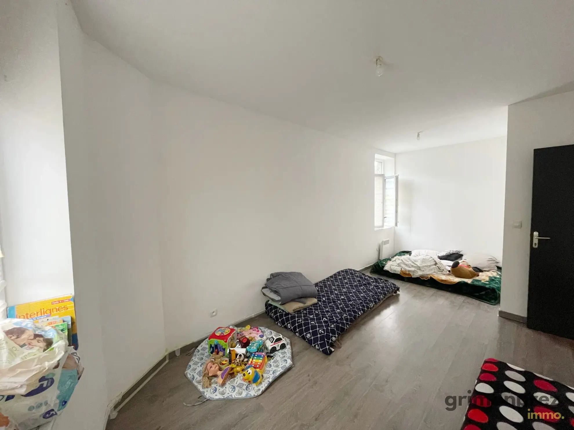 Maison à vendre de 75 m² à Roubaix, 1 chambre et 2 bureaux, secteur calme 