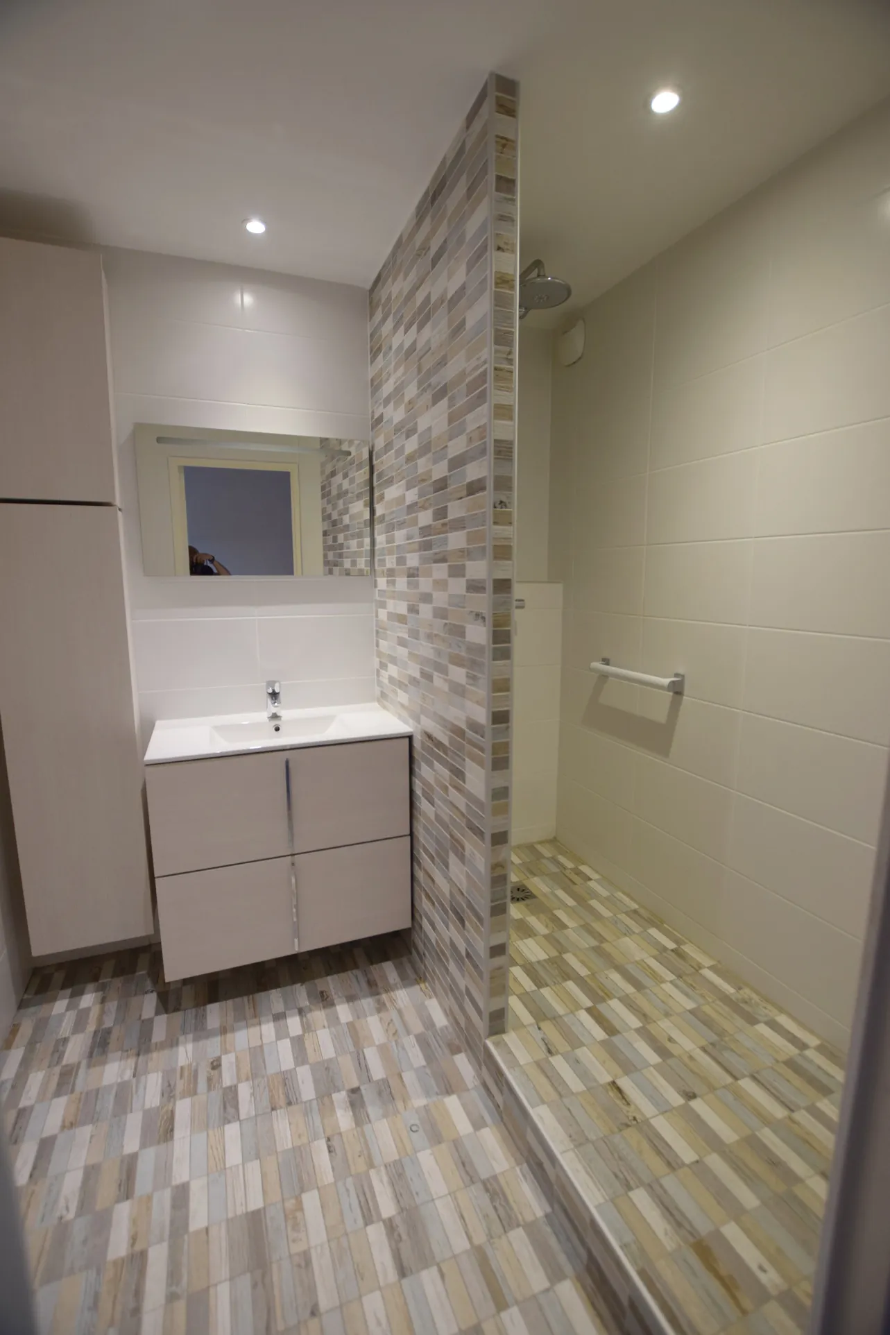 Appartement F5 rénové avec terrasse et vue dégagée à Montbéliard 