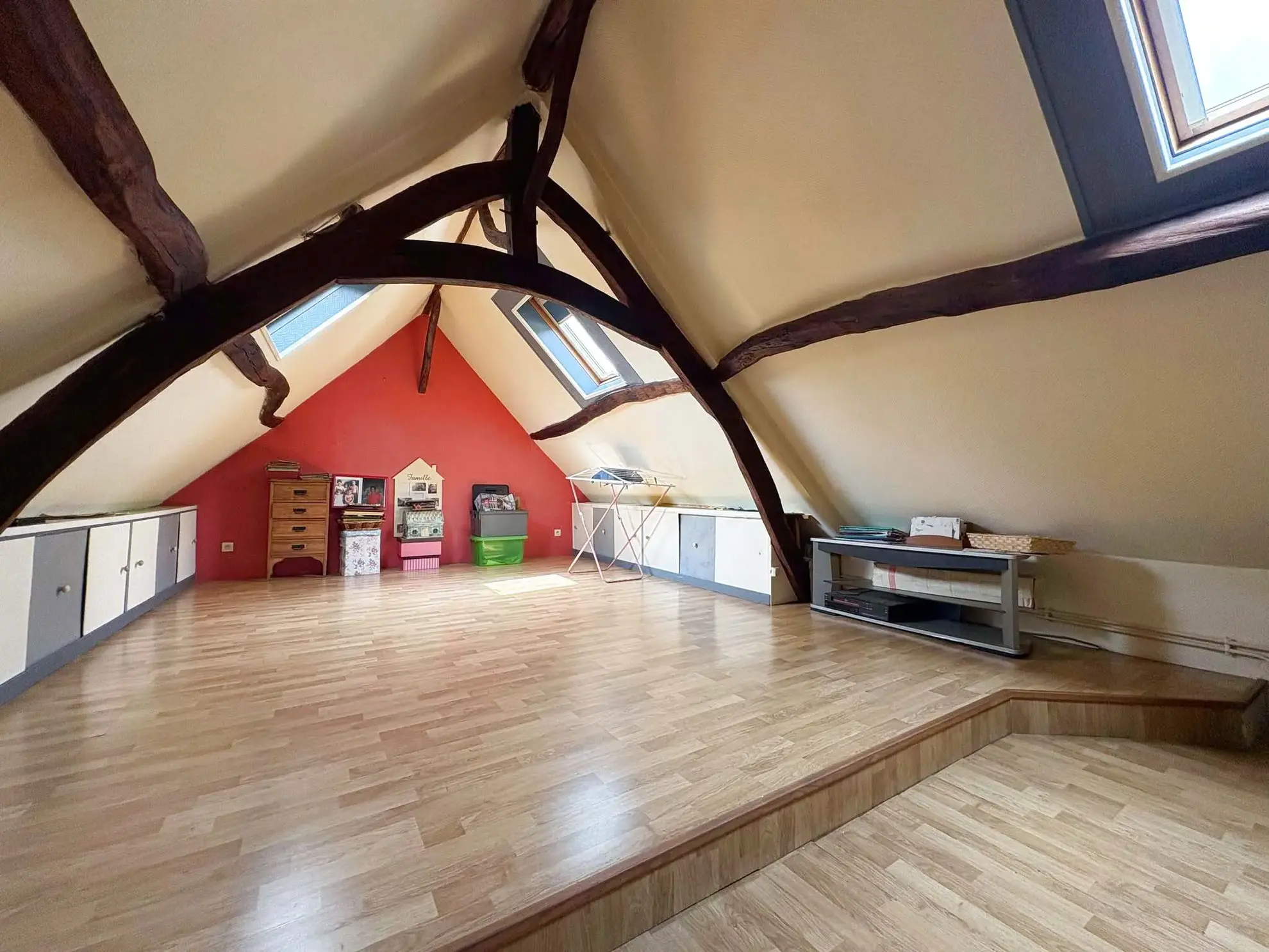 Maison à vendre à moins de 5 minutes du centre-ville d’Abbeville avec jardin et garage 