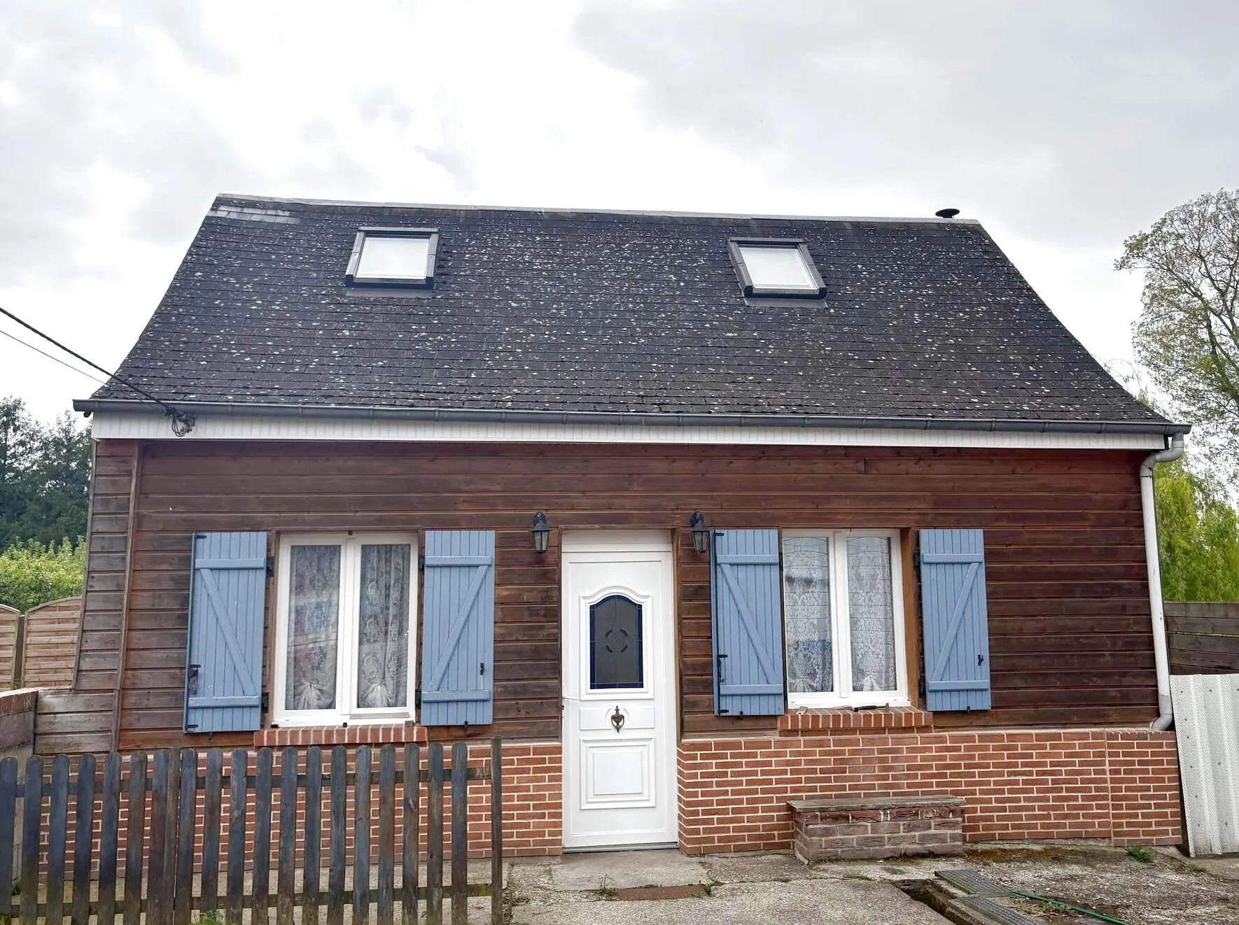 Maison à vendre à moins de 5 minutes du centre-ville d’Abbeville avec jardin et garage 