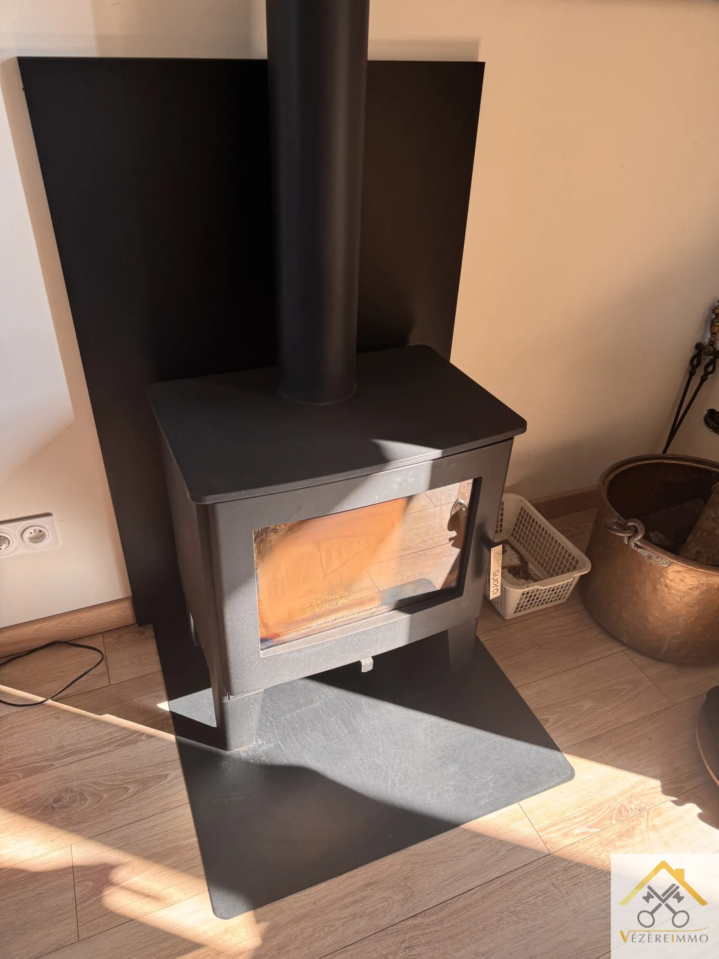 Charmant pavillon rénové avec piscine à Objat - 116 m² 