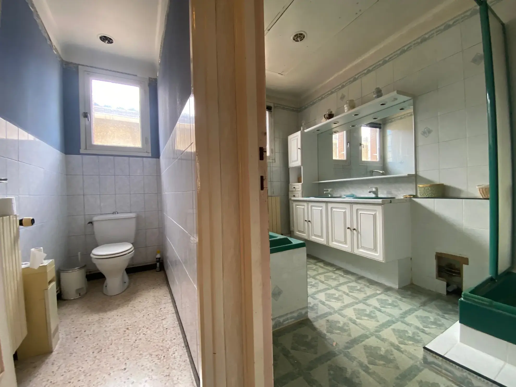 Maison de village à rénover de 178 m² à Caderousse, opportunité d'investissement 