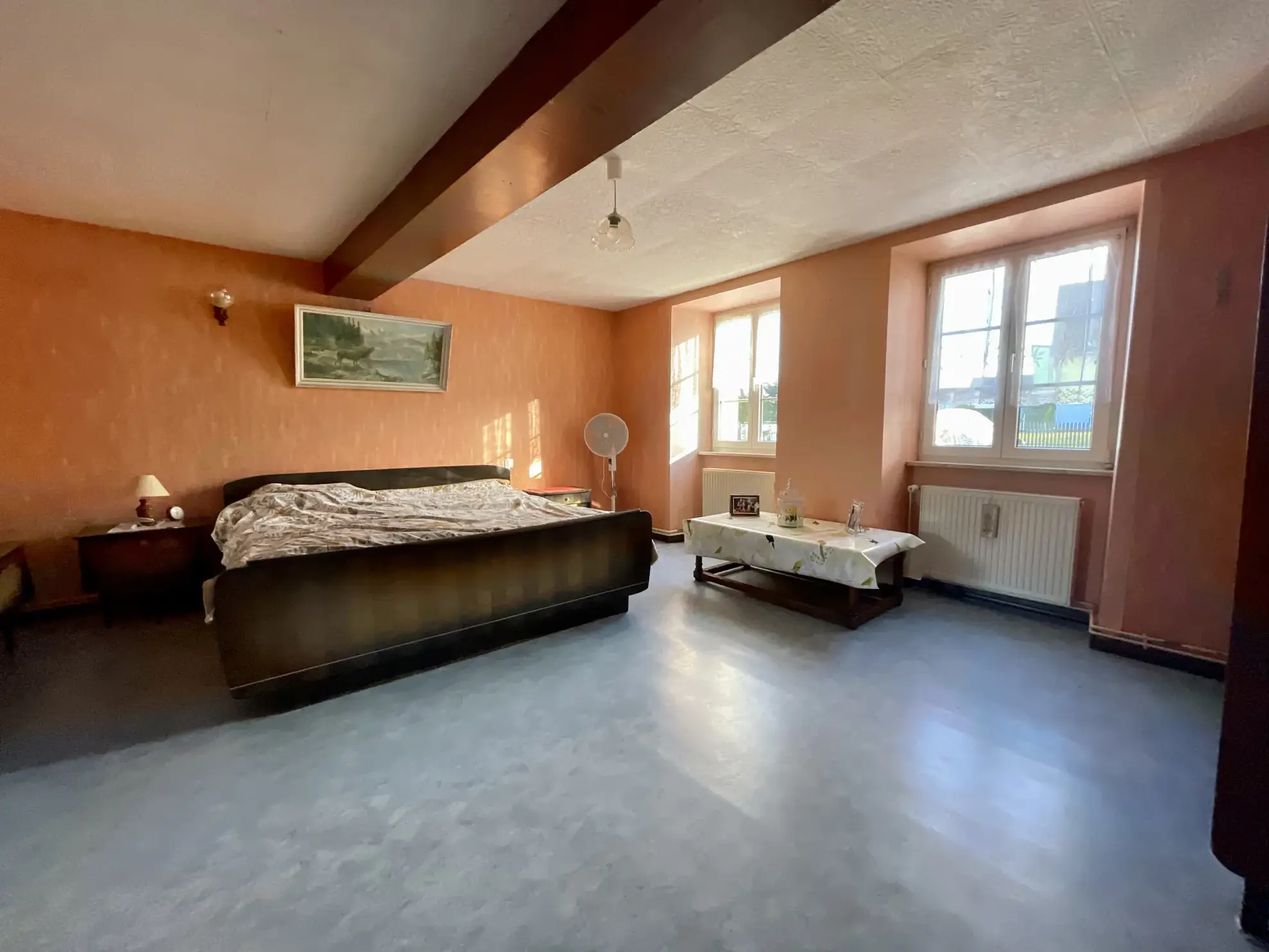 Maison familiale de 290 m² avec grand terrain à Berg, proche A4 