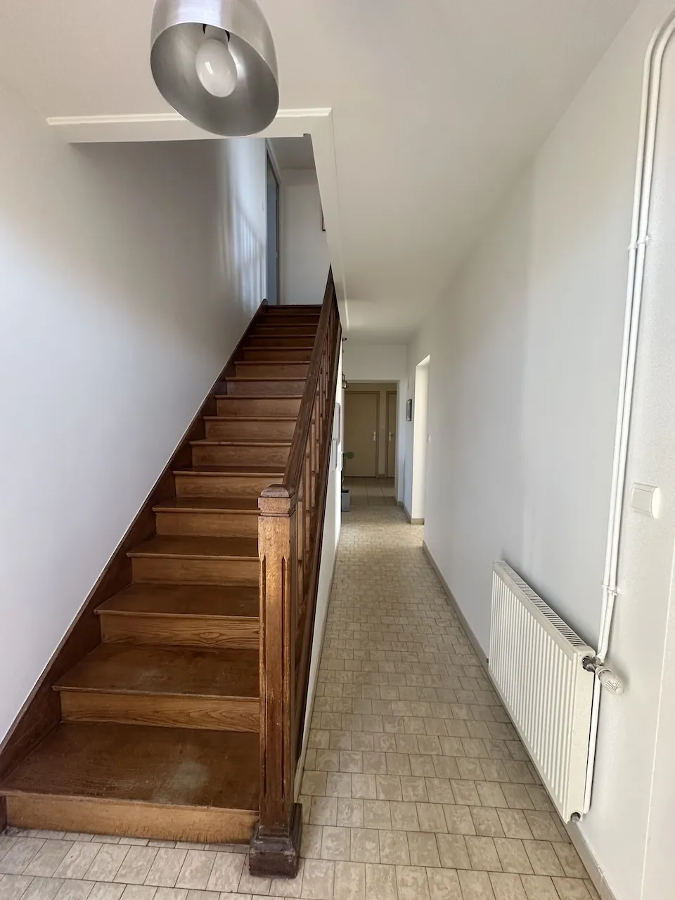 Maison de village en parfait état à Chambilly, 133 m² habitables avec garage et jardin clos 