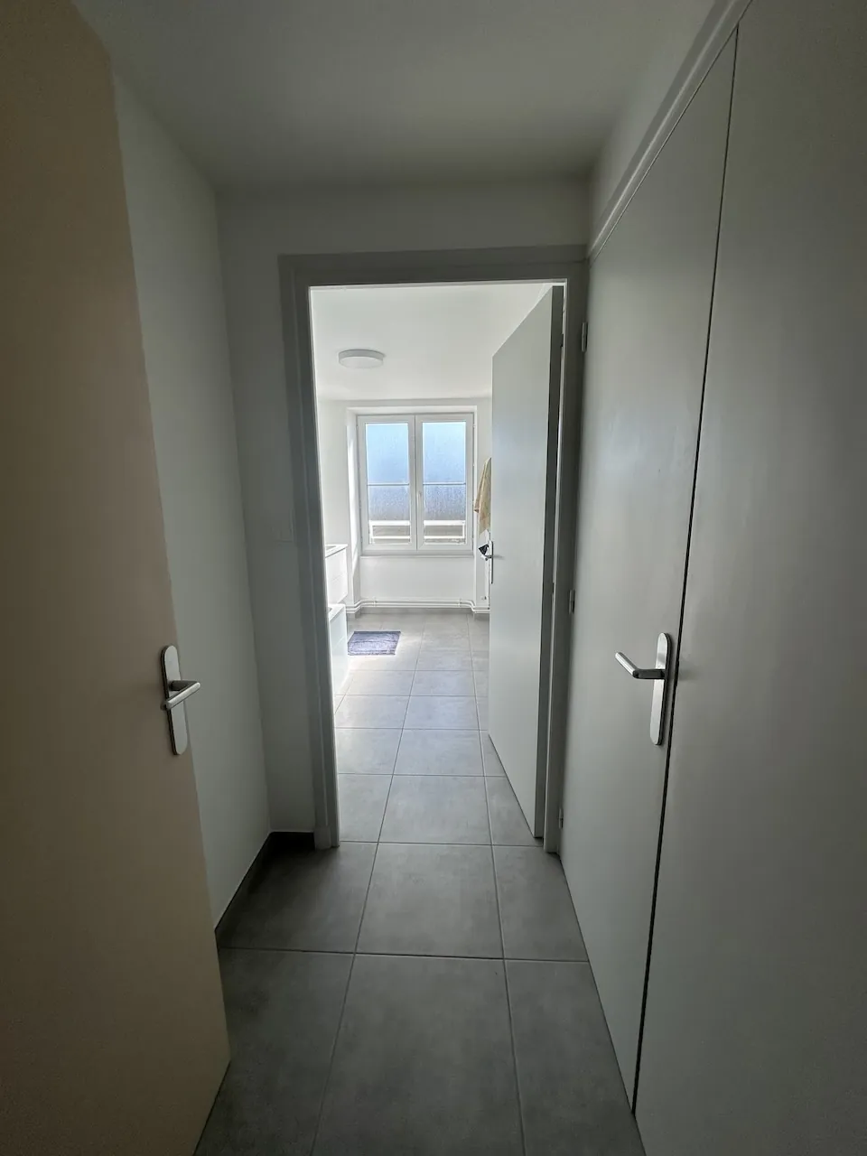 Maison de village en parfait état à Chambilly, 133 m² habitables avec garage et jardin clos 