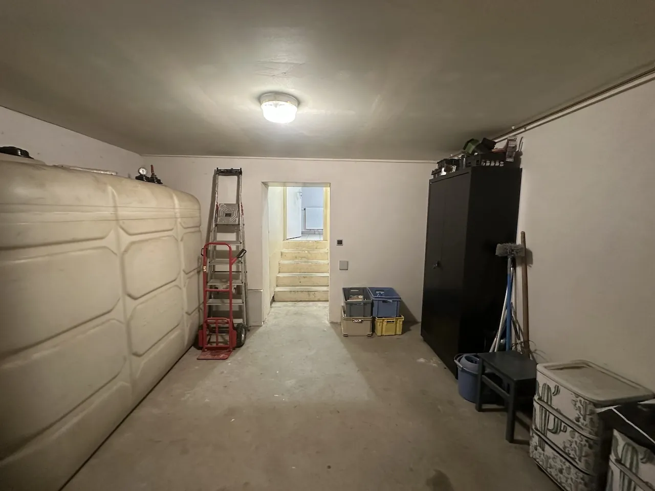 Maison de village en parfait état à Chambilly, 133 m² habitables avec garage et jardin clos 