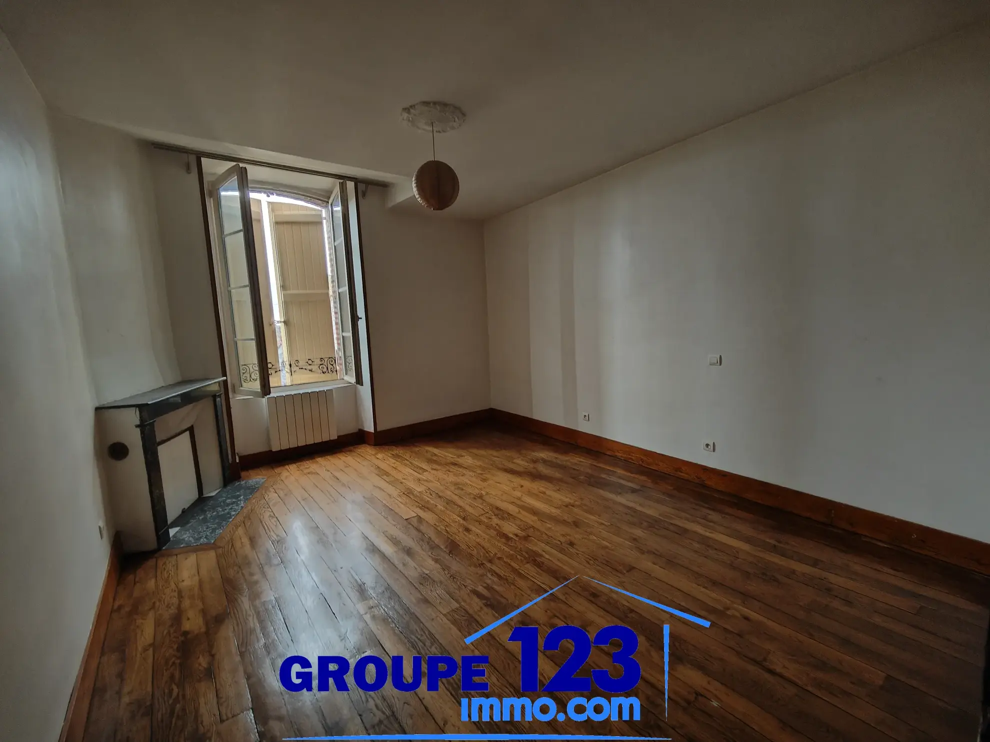 Immeuble à fort potentiel à Joigny avec aides à la rénovation 