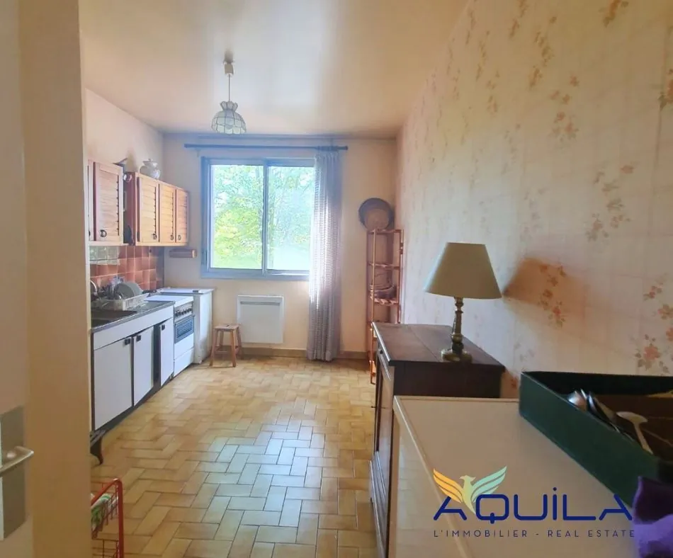 Appartement T2/T3 de 85 m2 avec balcon à Saint-Etienne - Villeboeuf 