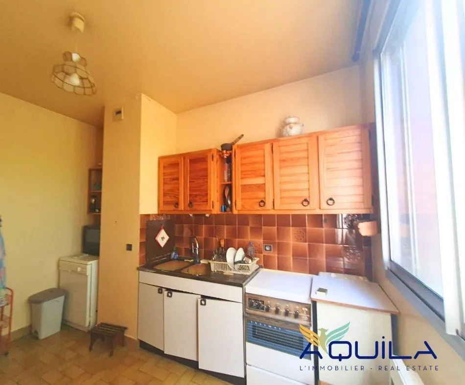 Appartement T2/T3 de 85 m2 avec balcon à Saint-Etienne - Villeboeuf 