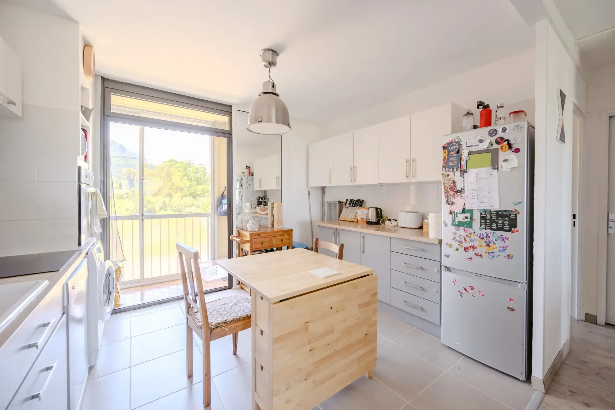 Appartement T3 lumineux avec vue montagne à La Valette-du-Var 