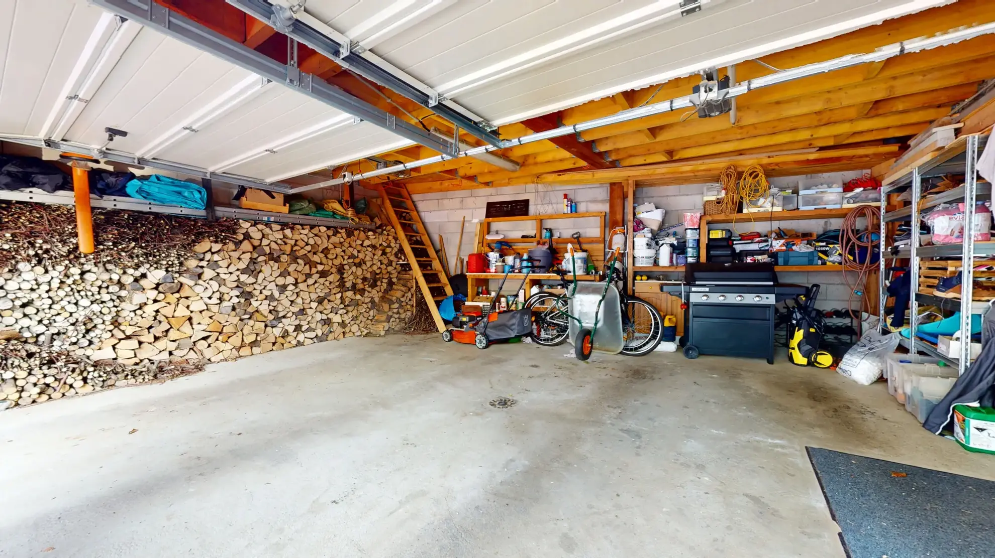 Maison lumineuse de 132 m² avec grand terrain à Orchamps, calme et confortable 