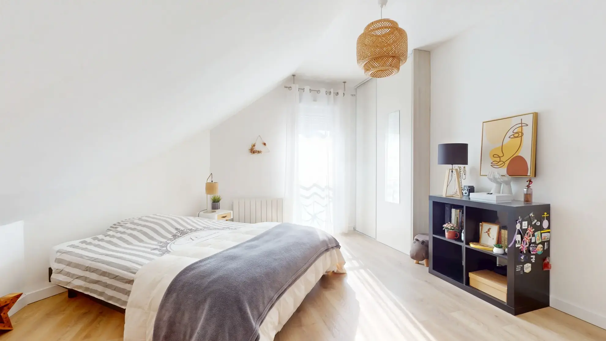 Maison lumineuse de 132 m² avec grand terrain à Orchamps, calme et confortable 