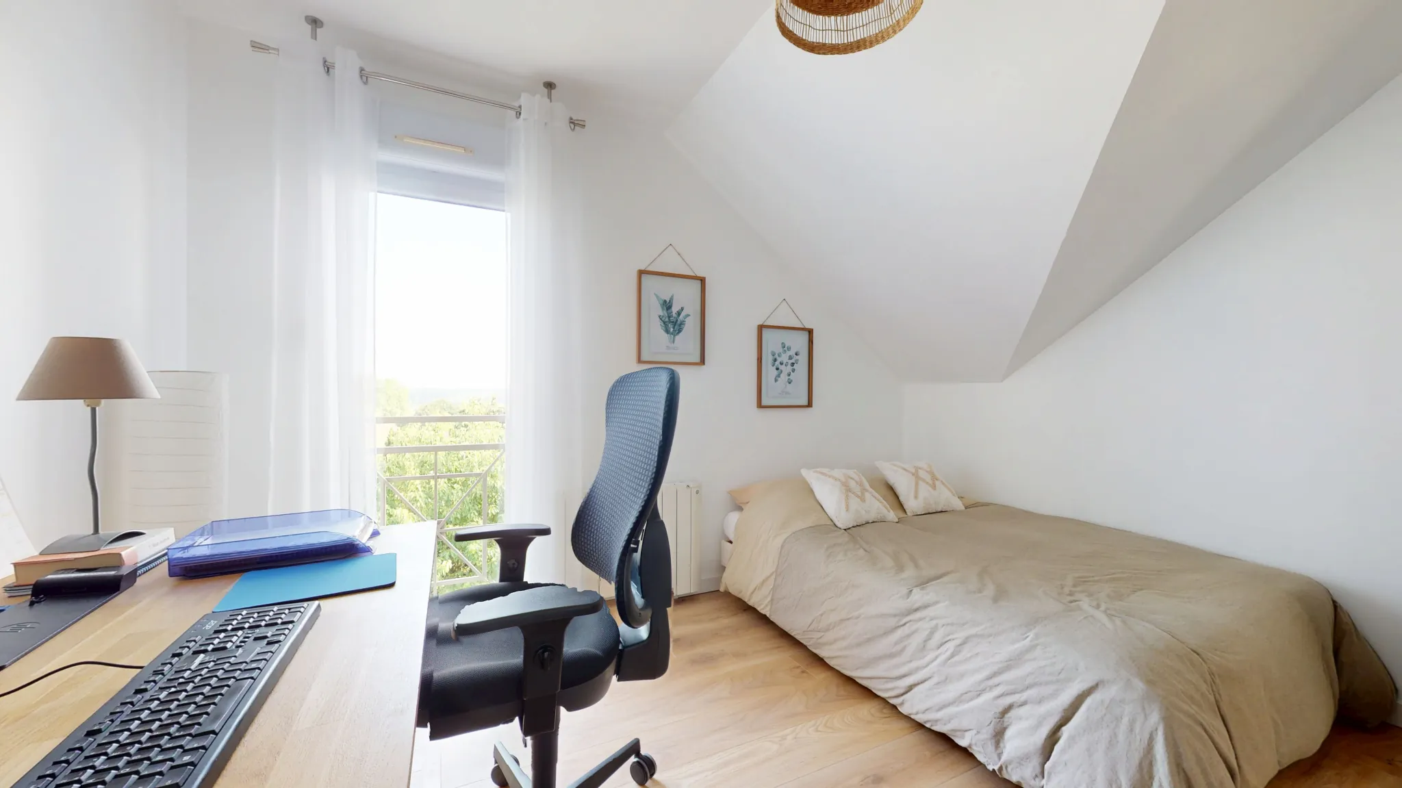 Maison lumineuse de 132 m² avec grand terrain à Orchamps, calme et confortable 