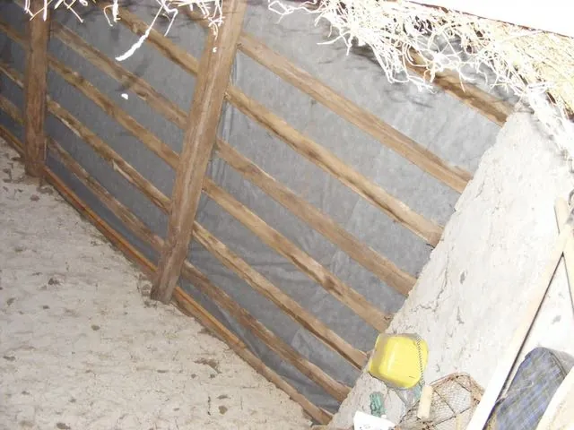 Charmante maison en pierre à rénover avec dépendances à Saint-Christophe-en-Brionnais 