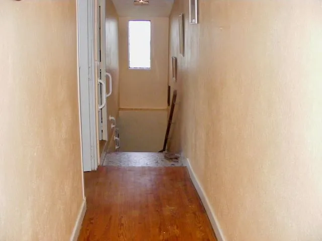 Charmante maison en pierre à rénover avec dépendances à Saint-Christophe-en-Brionnais 