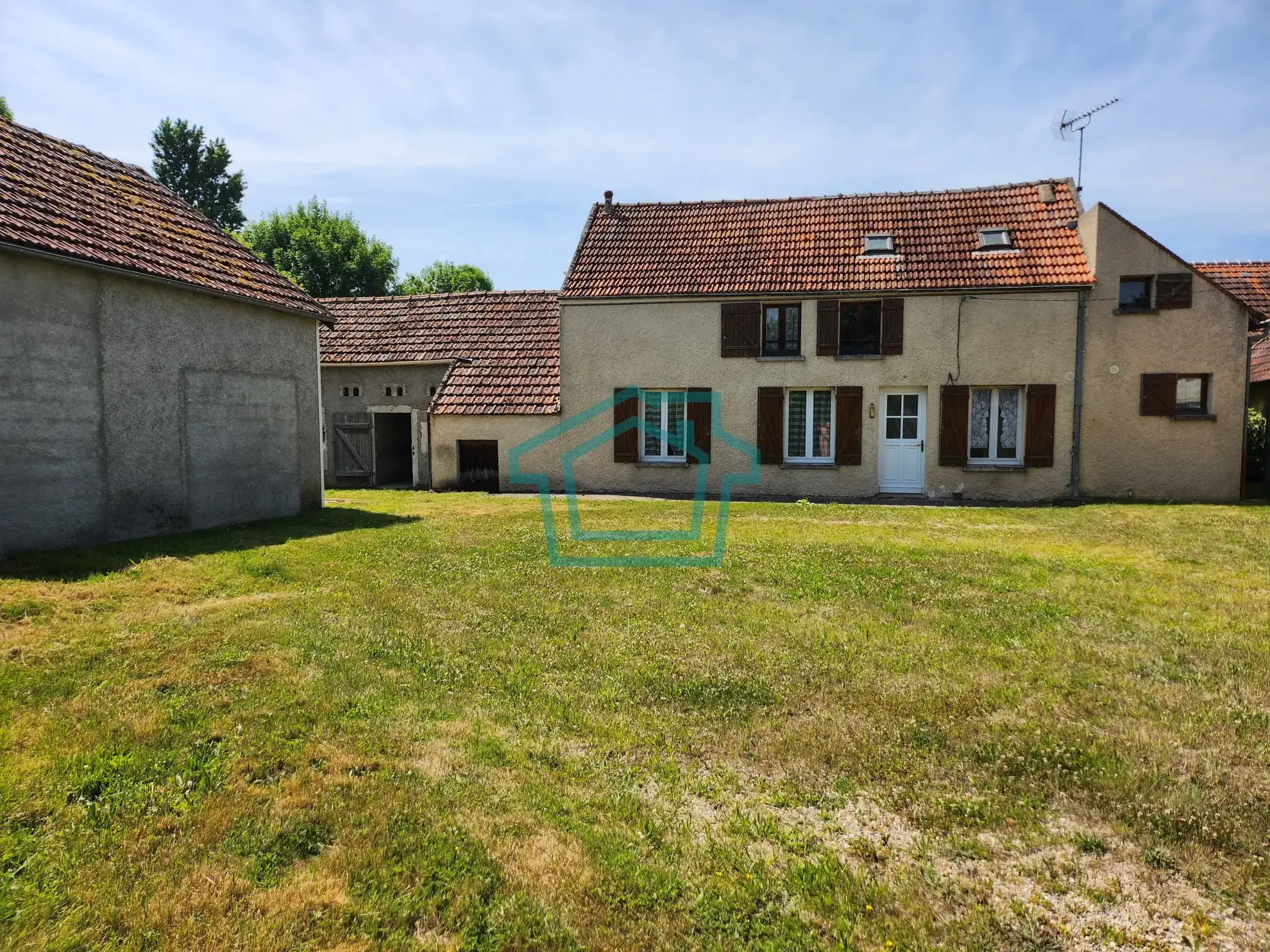 Maison ancienne à rénover avec terrain à Flexanville - Opportunité à saisir