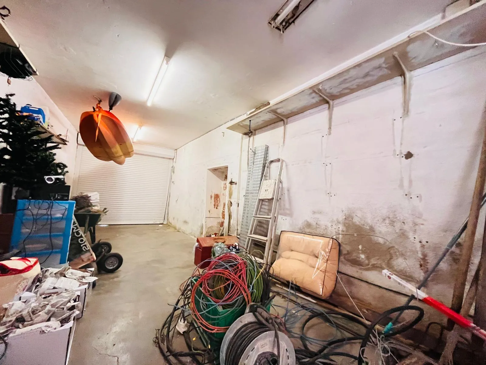 Belle maison de village avec 3 chambres, garage et terrasse à Fourques 