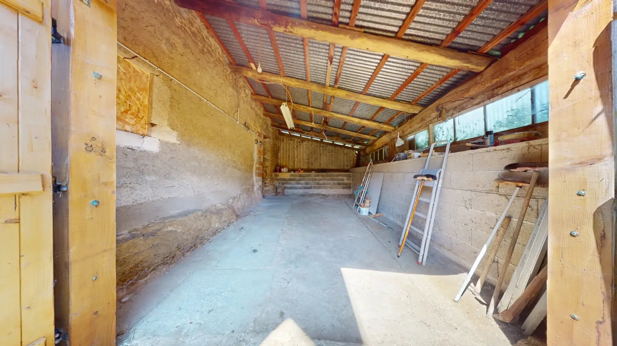 Maison en pierre à Gendrey – 133 m² avec terrain de 2028 m² 