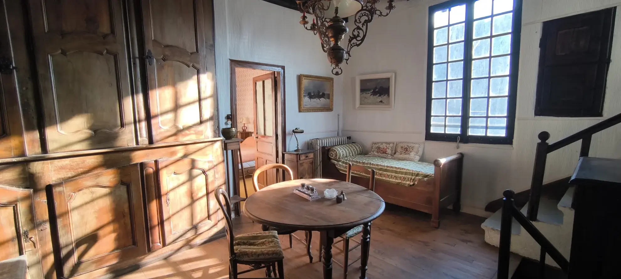 Maison en pierre avec vue panoramique à Conques-en-Rouergue 