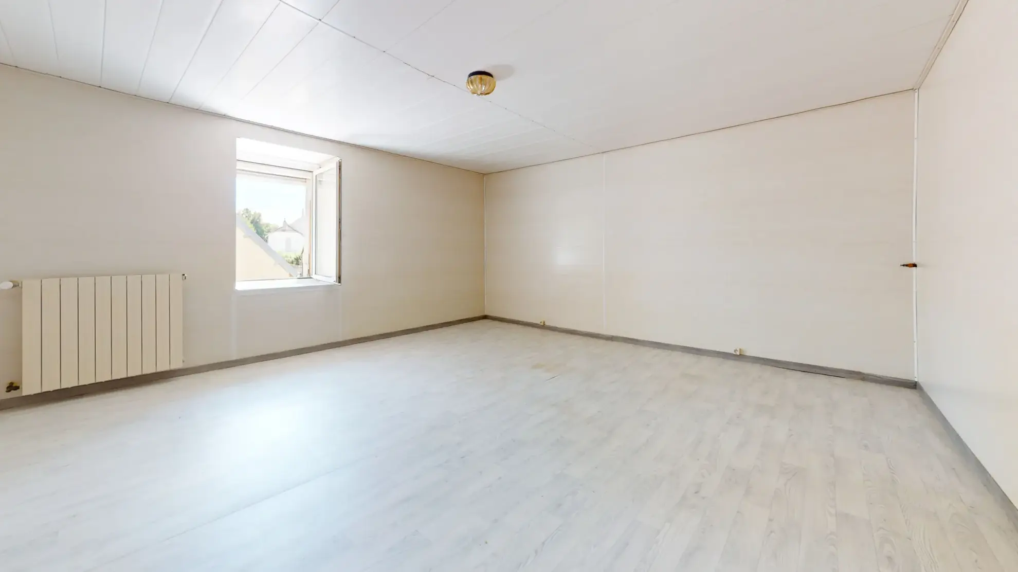 Maison en pierre à Gendrey – 133 m² avec terrain de 2028 m² 