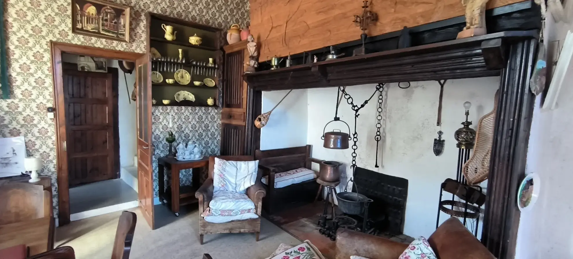 Maison en pierre avec vue panoramique à Conques-en-Rouergue 
