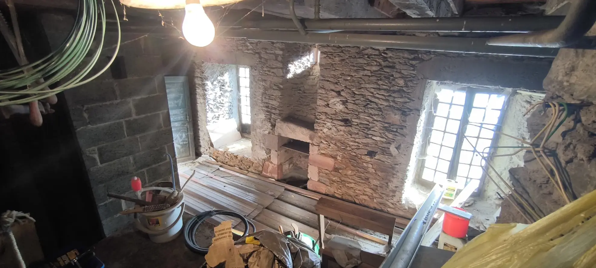 Maison en pierre avec vue panoramique à Conques-en-Rouergue 