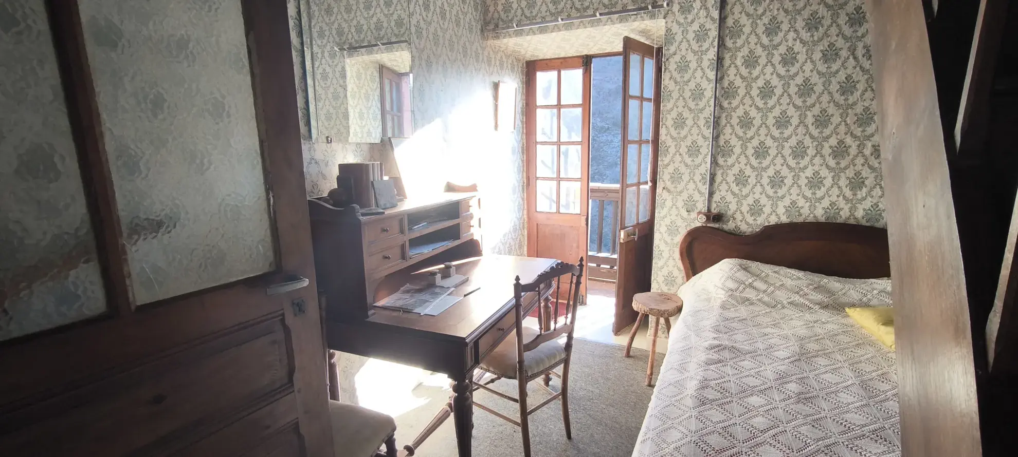 Maison en pierre avec vue panoramique à Conques-en-Rouergue 