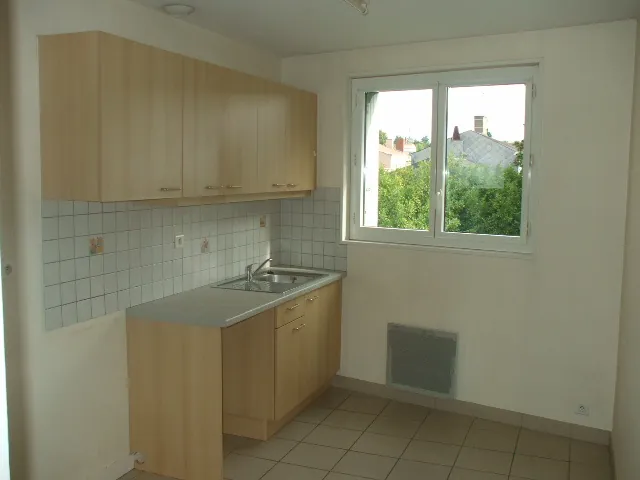 Appartement T2 à vendre à Les Herbiers – Centre-ville – Balcon et cave 