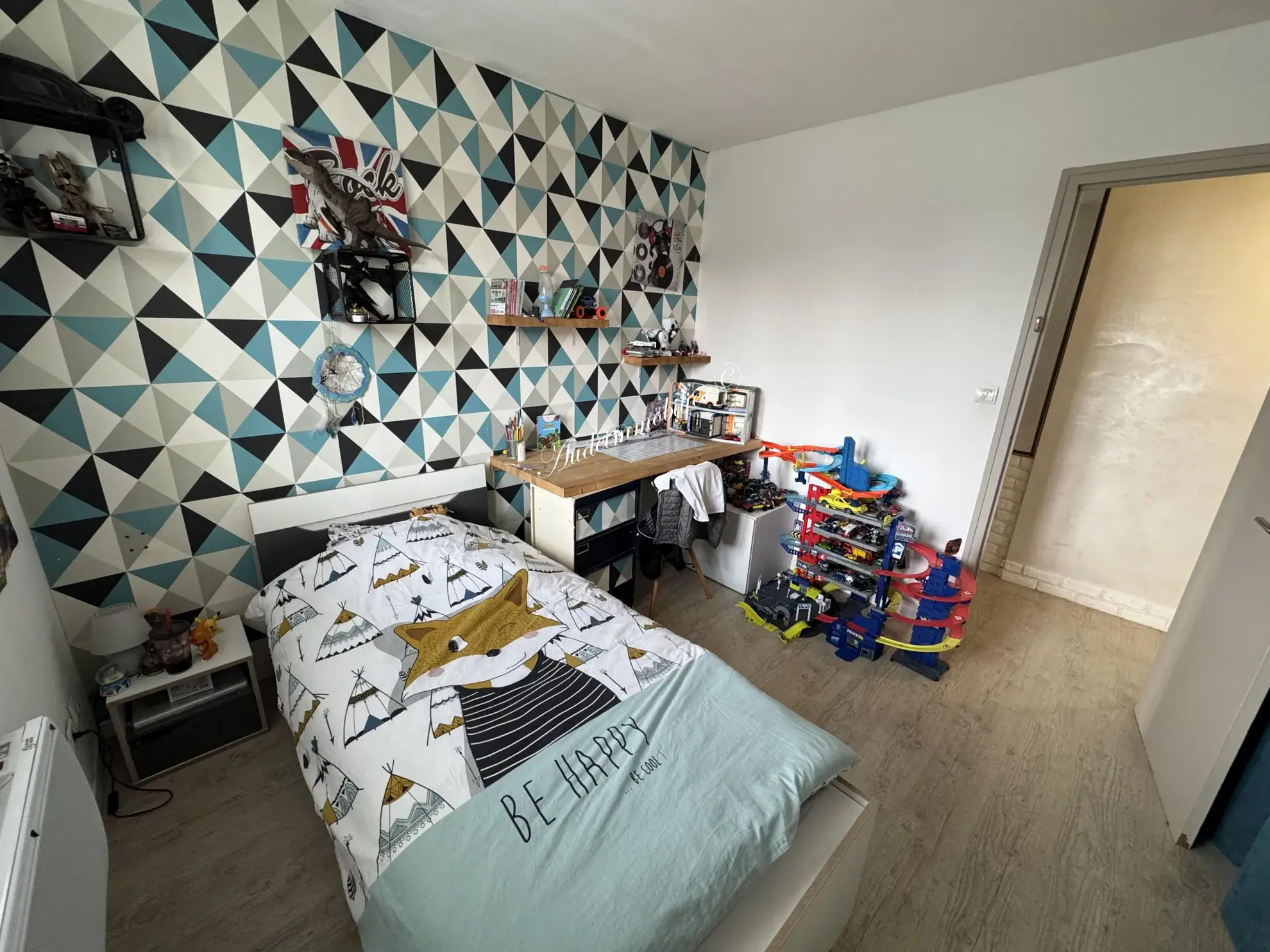 Maison rénovée avec piscine et jardin à Limoux - 4 chambres, garage et panneaux solaires 