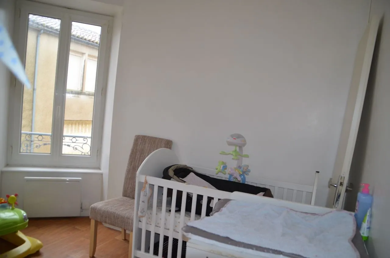 Immeuble résidentiel avec deux logements à La Caillère Saint Hilaire - Investissement 