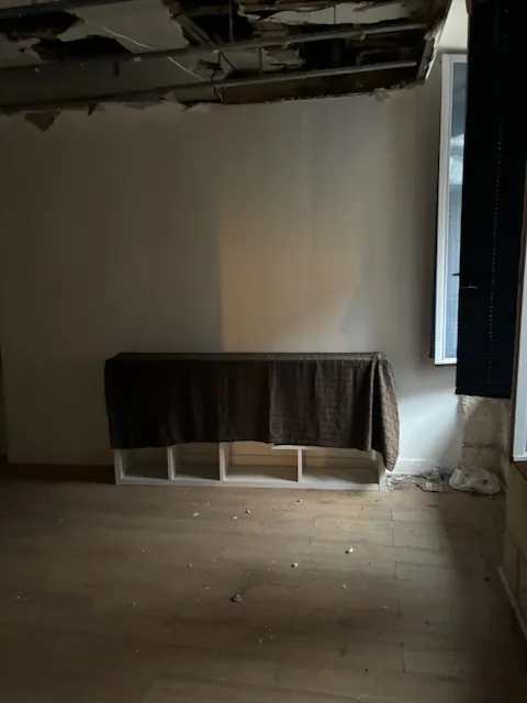 Studio à rénover en centre-ville de Bourges - Opportunité d'investissement 
