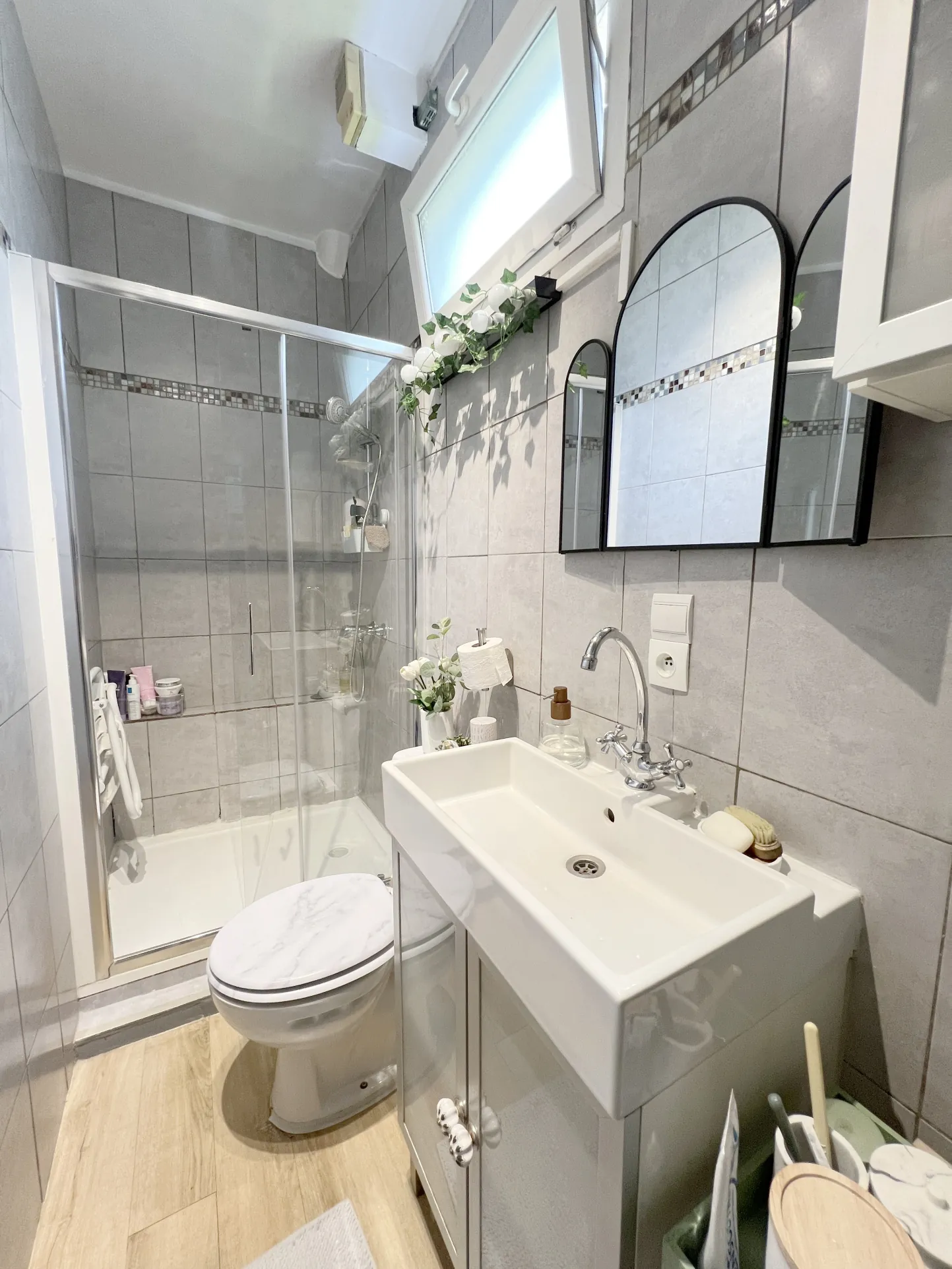 Maison à Villeneuve-le-Roi de 85 m2 avec terrain et potentiel de division 