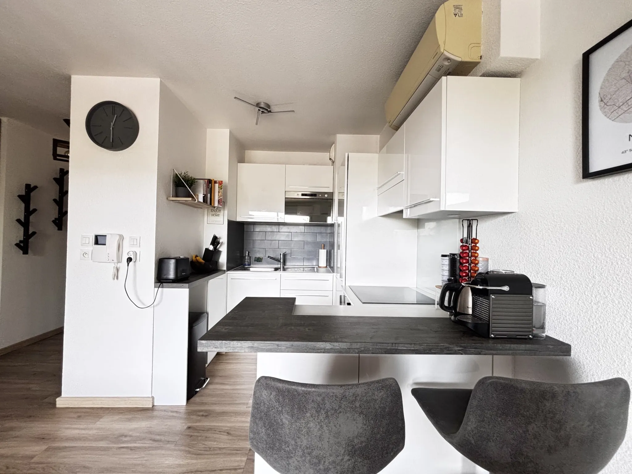 Appartement 2 pièces de 41 m² avec terrasse et garage à Nîmes 