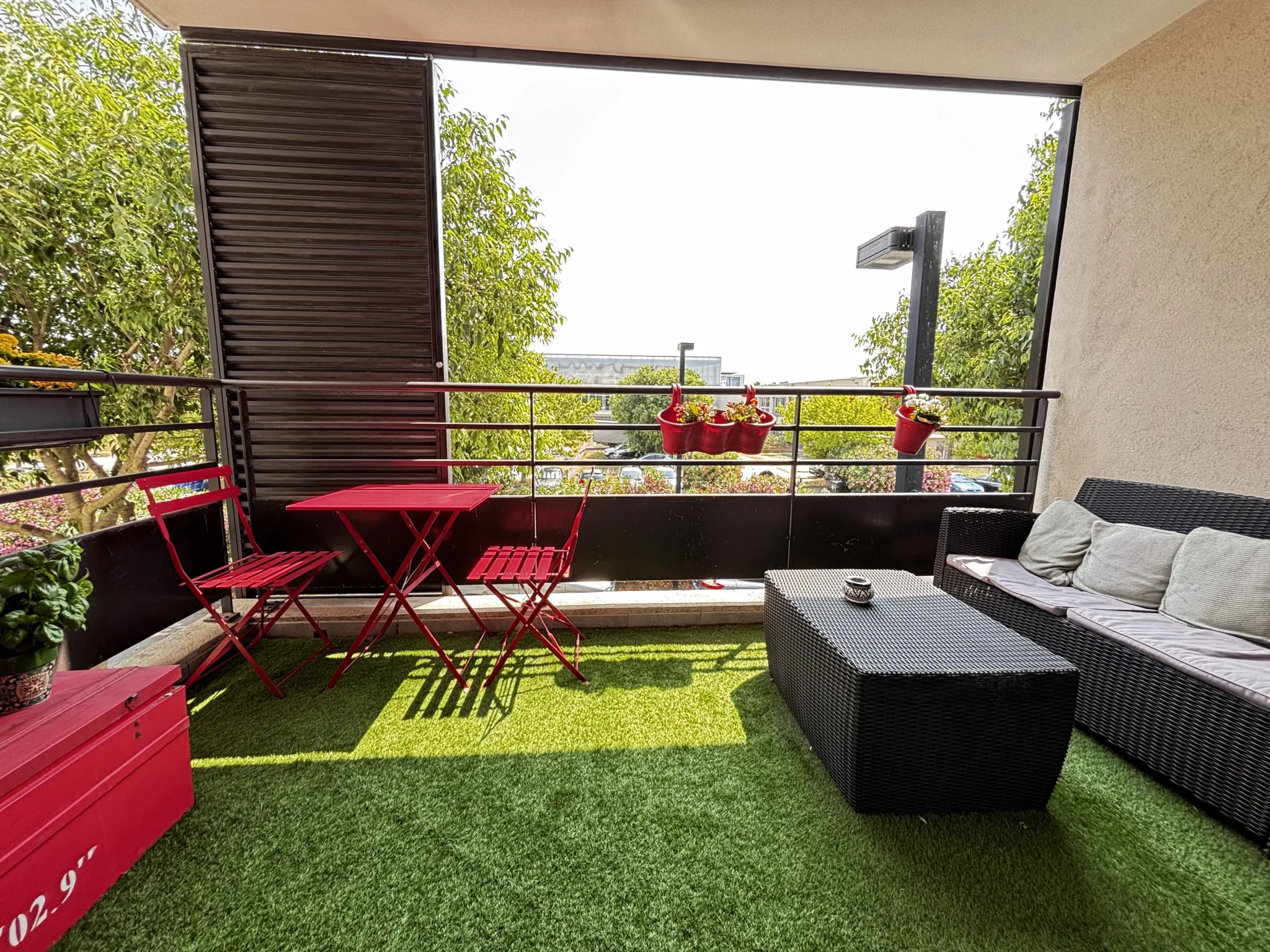 Appartement 2 pièces de 41 m² avec terrasse et garage à Nîmes