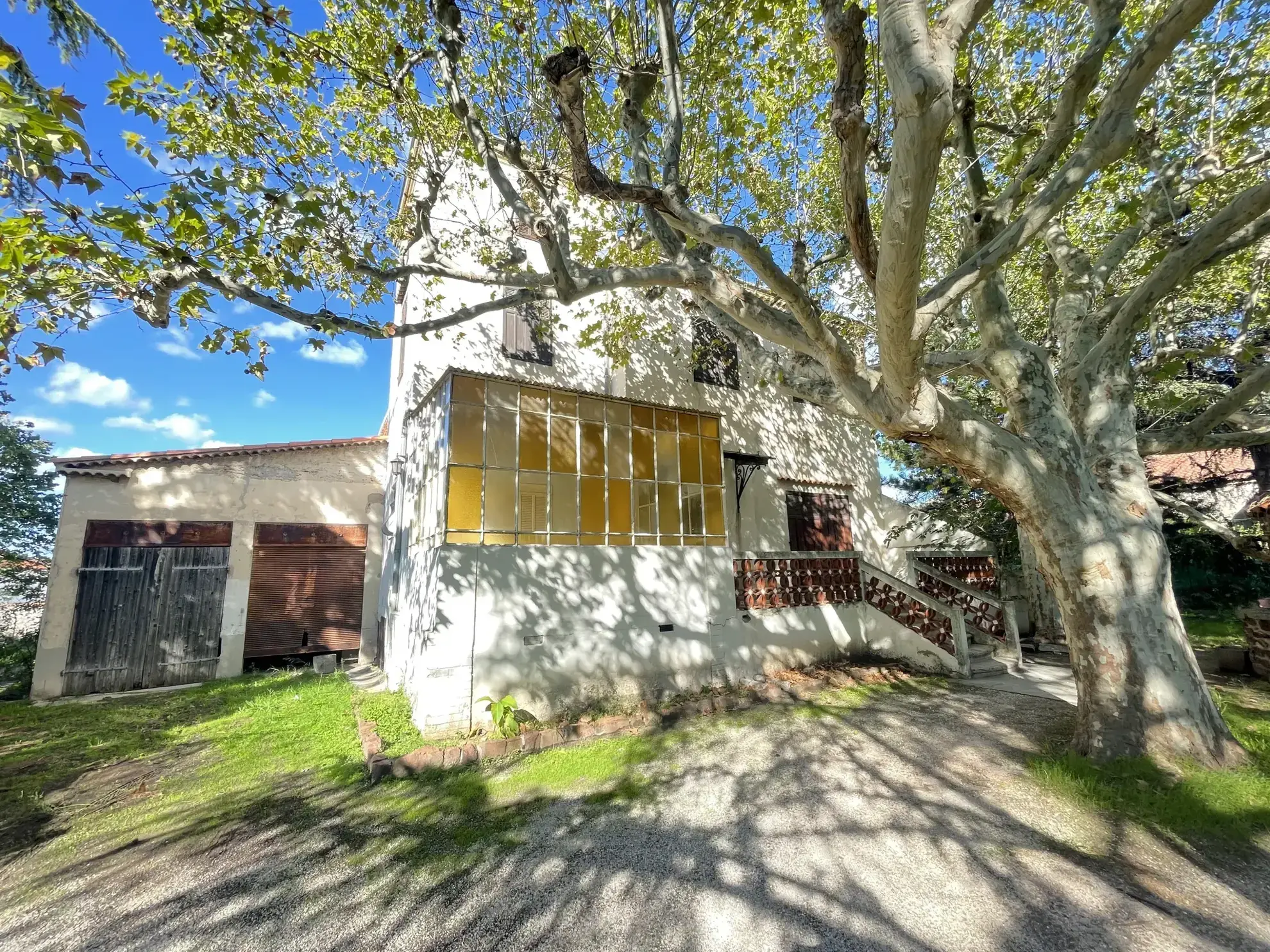 Appartement 3 pièces avec jardin, véranda et garage double à Marseille