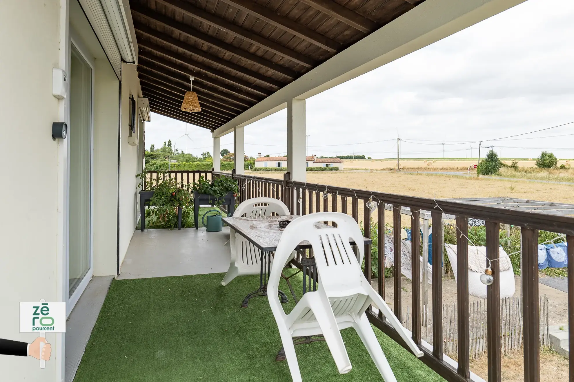 Charmante maison à Longeville-sur-Mer avec jardin, garage et vue dégagée - Opportunité à saisir 