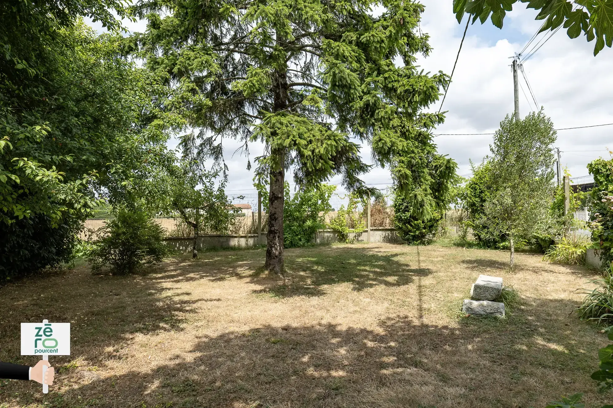 Charmante maison à Longeville-sur-Mer avec jardin, garage et vue dégagée - Opportunité à saisir 